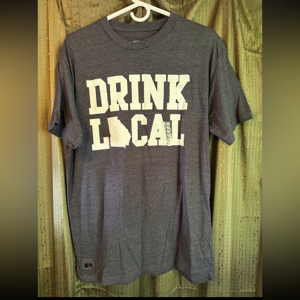 Men’s Large Drink Local Georgia Graphic Tee - Gray built in bottle opener